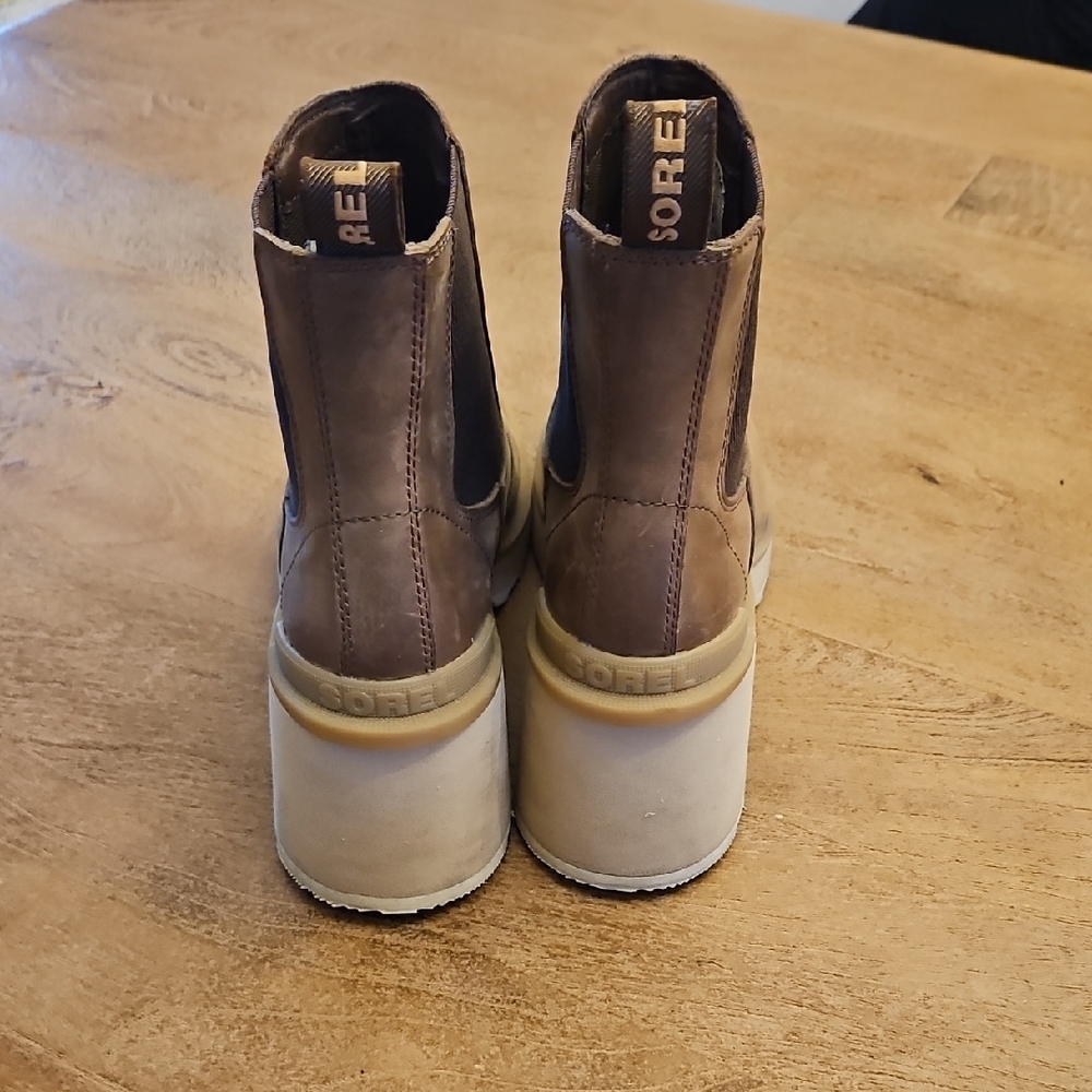 Sorel Women's Hi-Line Heel Chelsea boots - Picture 4 of 5